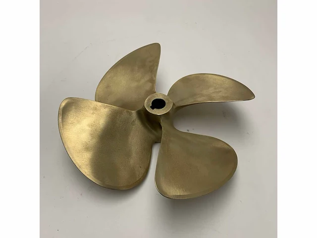 France helices 4 -blade 326 x 309 lh propeller - c200083 - afbeelding 1 van  7