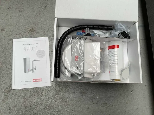 Franke pollux 3 in 1 kokend water kraan met touch bediening met combi s boiler - afbeelding 7 van  8