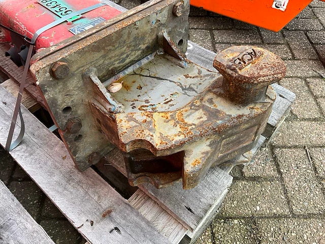 Frd furukawa fx35-2s voorzetapparatuur breekhamer - afbeelding 4 van  6