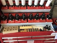 Freesgereedschappen in kast (2x) - afbeelding 23 van  23