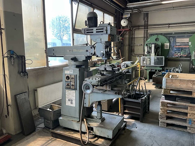 Freesmachine - afbeelding 4 van  11