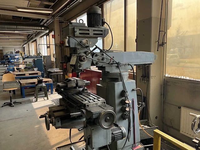 Freesmachine - afbeelding 5 van  11