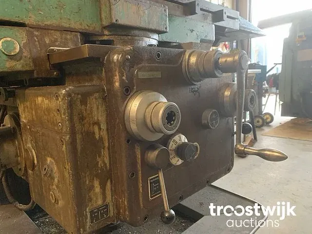Freesmachine - afbeelding 5 van  12
