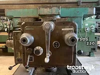 Freesmachine - afbeelding 6 van  12