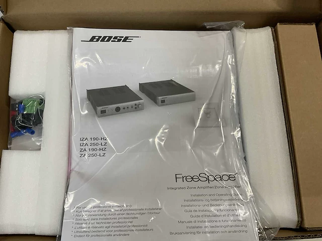 Freespace iza 250-lz bose install versterker 2x 50w - afbeelding 5 van  6