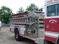 Freightliner - brandweerwagen - afbeelding 6 van  10