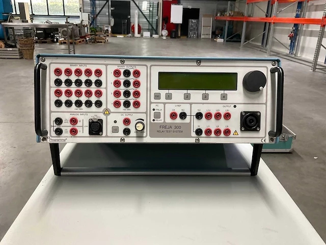 Freja 300 relais tester - afbeelding 1 van  6