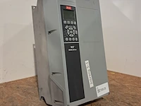 Frequentieregelaar 5.5kw, danfoss, 131b4224 fc-102, grijs / chroom - afbeelding 3 van  5