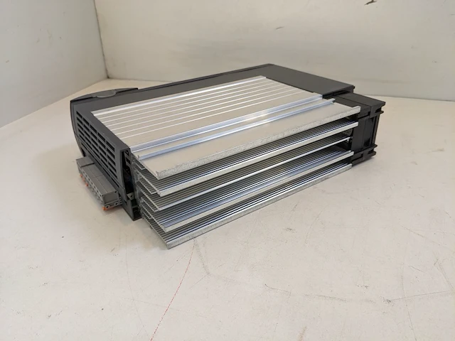 Frequentieregelaar bonfiglioli, vectron active acu 410-15 2 fa - afbeelding 9 van  9