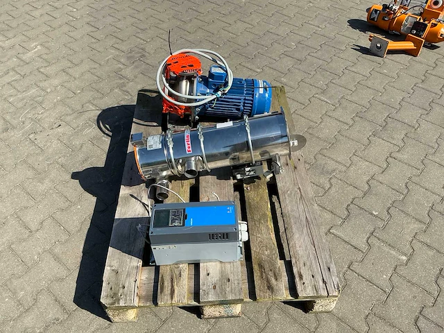 Frequentieregelaar + hopperloader + waterpomp - afbeelding 2 van  10