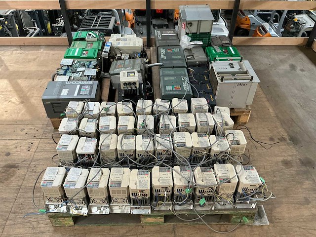 Frequentieregelaar - afbeelding 3 van  10