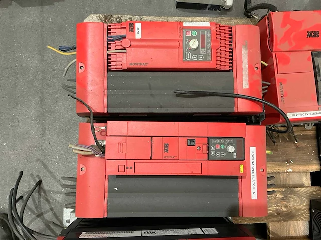 Frequentieregelaars diversen - afbeelding 11 van  15