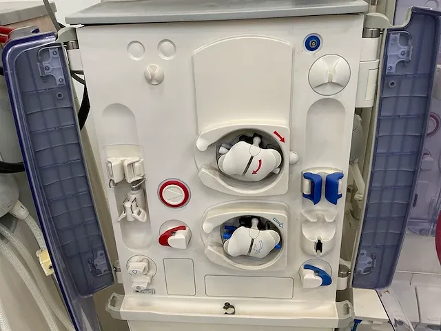 Fresenius - 5008 - dialysis equipment (6x) - afbeelding 9 van  29