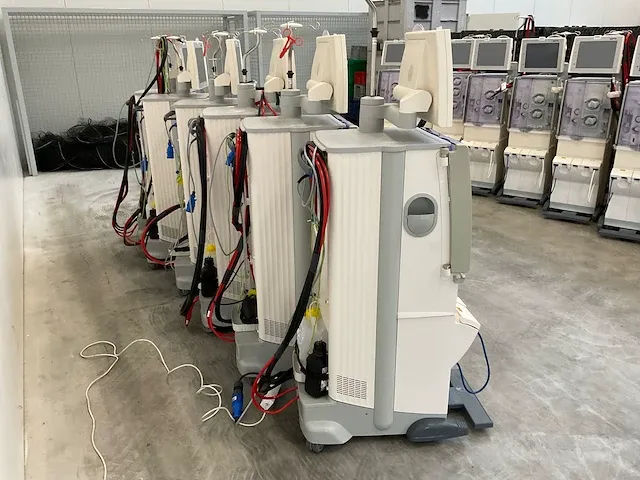 Fresenius - 5008 - dialysis equipment (6x) - afbeelding 19 van  29