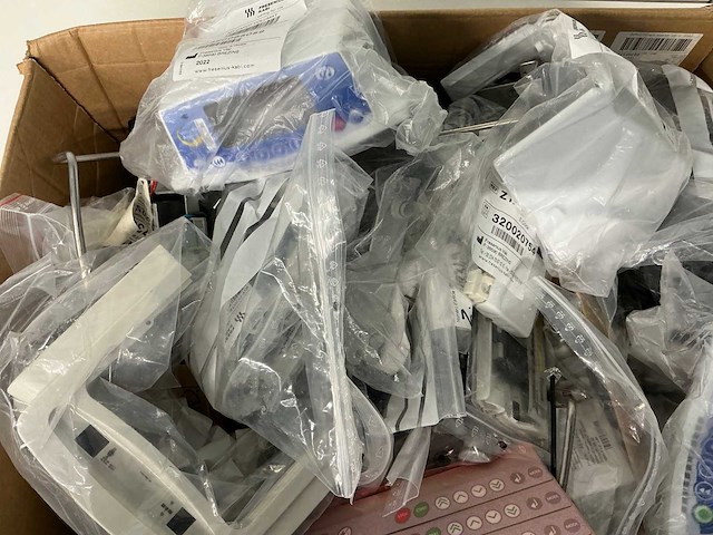 Fresenius - optima vs/ms - doos met spare parts - afbeelding 3 van  3