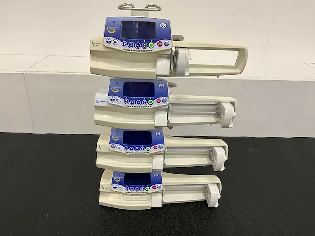 Fresenius kabi - injectomat agilia - infuuspompen (4x) - afbeelding 2 van  4