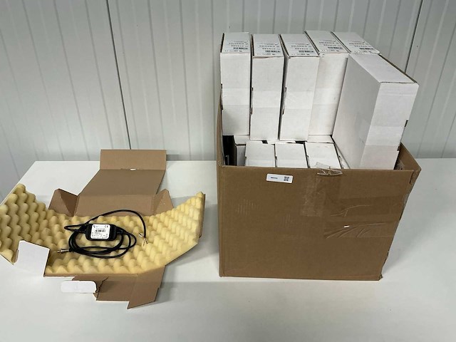 Fresenius kabi - nurse call agilia - (15x) - afbeelding 1 van  3