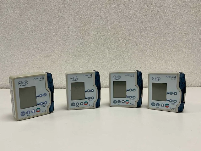 Fresenius kabi applix smart voedingspompen (4x) - afbeelding 1 van  2