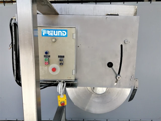 Freund - afbeelding 2 van  5