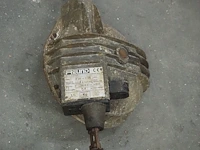 Freund - afbeelding 3 van  7