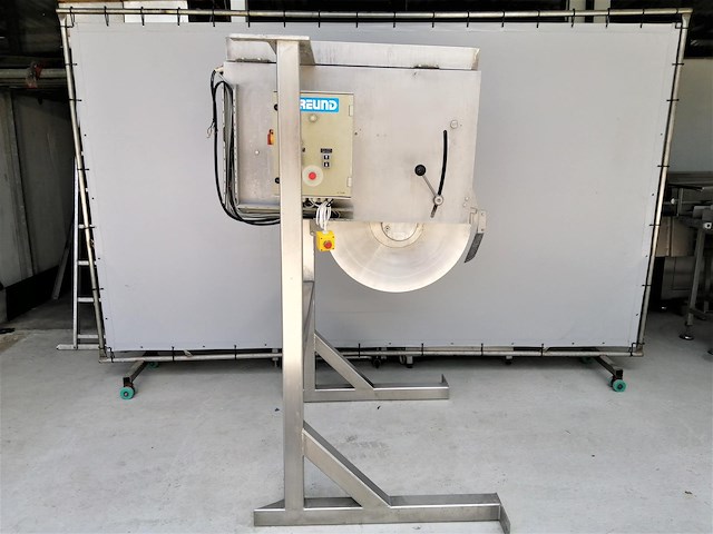 Freund - afbeelding 1 van  6