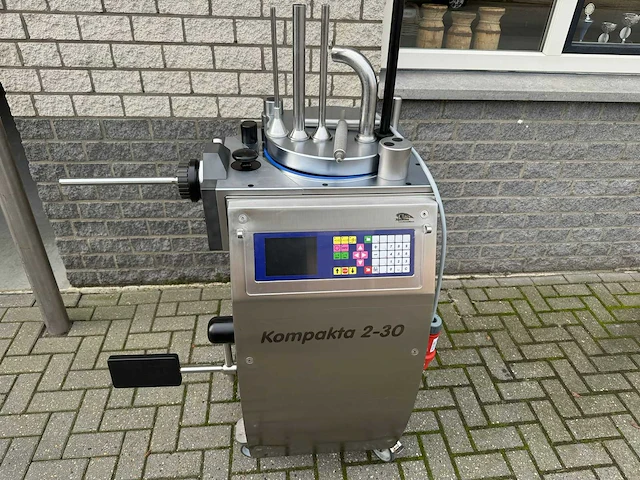 Frey - kompakta 2-30 - stopmachines en vulbussen - afbeelding 1 van  7