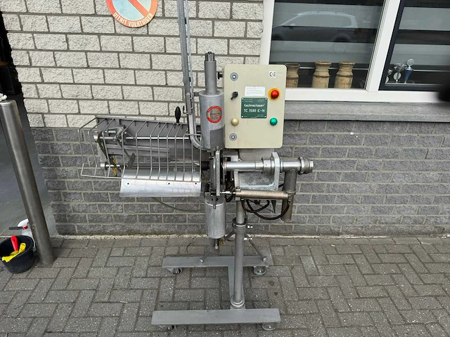 Frey + clipper - konti a50 - vacuümvulmachine / vacuumvuller - afbeelding 12 van  13