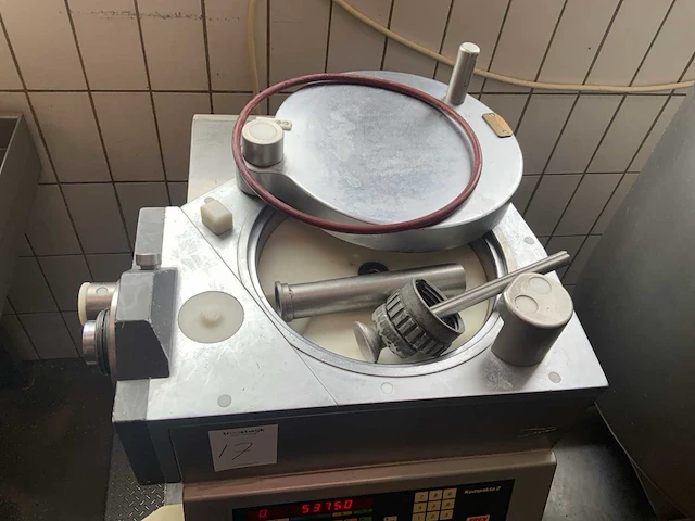 Frey kompakta 2 vul en portioneermachine - afbeelding 6 van  9
