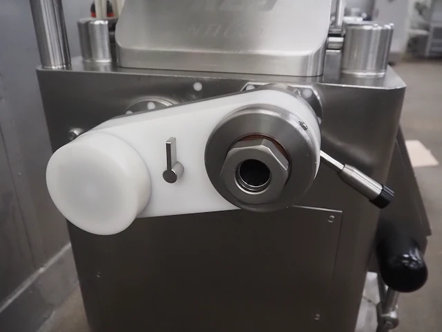Frey maschinenbau gmbh - afbeelding 2 van  18