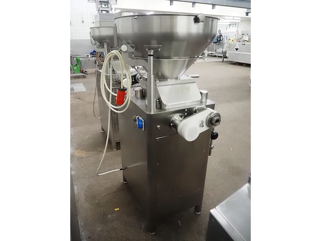 Frey maschinenbau gmbh - afbeelding 12 van  18