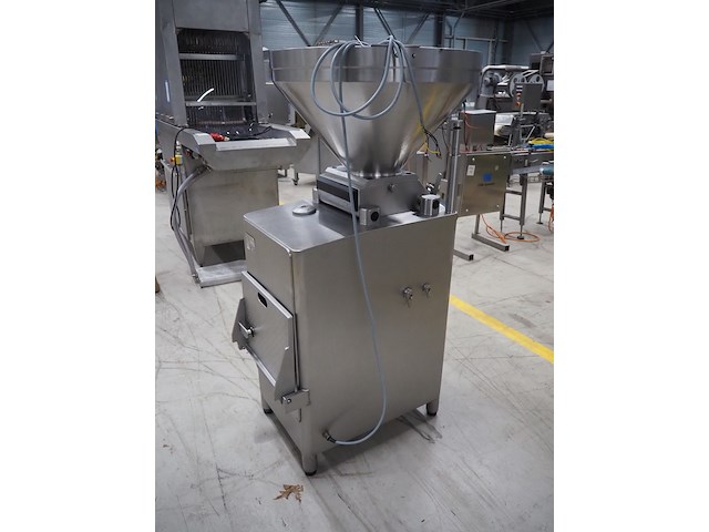 Frey - afbeelding 13 van  19