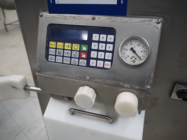 Frey - afbeelding 3 van  14