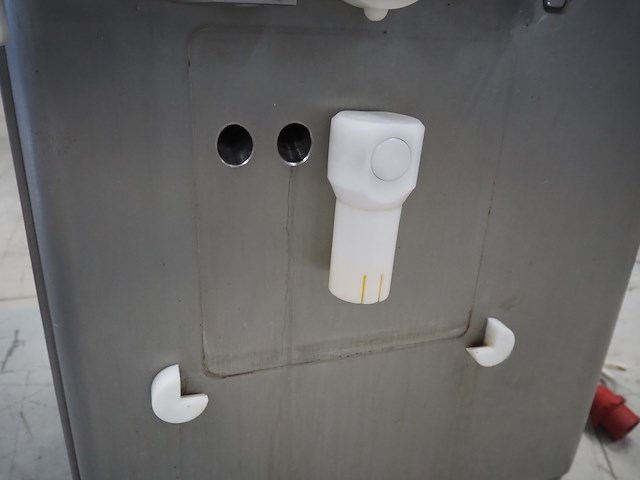 Frey - afbeelding 4 van  14