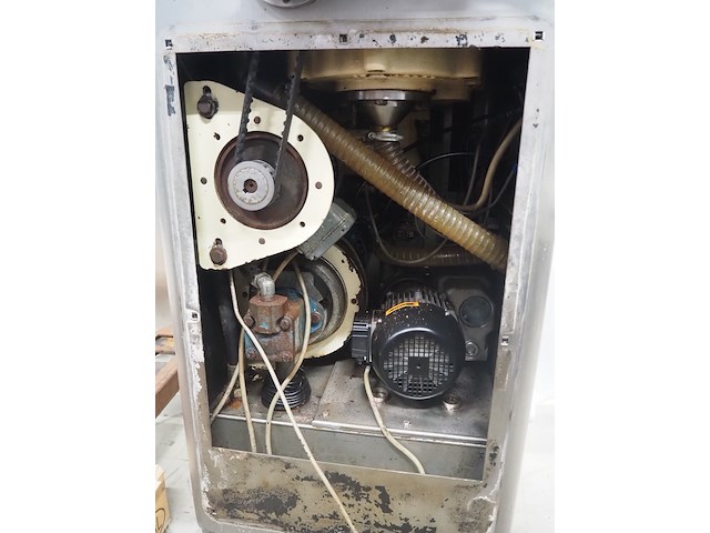 Frey - afbeelding 5 van  14