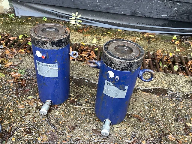 Freyssinet enarpac cll10010 hydraulische pers (2x) - afbeelding 4 van  4
