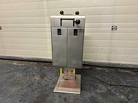 Fri-jado satesaus verwarmer/dispenser - afbeelding 1 van  5