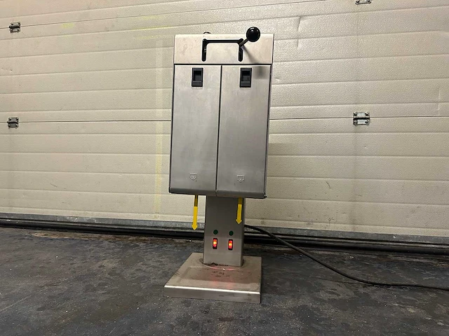Fri-jado satesaus verwarmer/dispenser - afbeelding 2 van  5