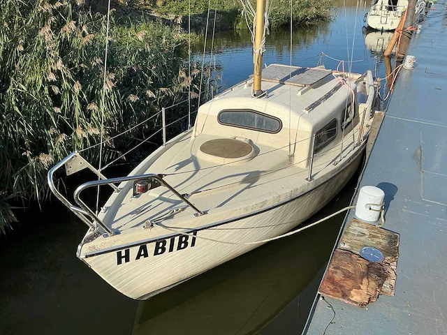 Friendship 23 kajuit zeilboot - afbeelding 1 van  5