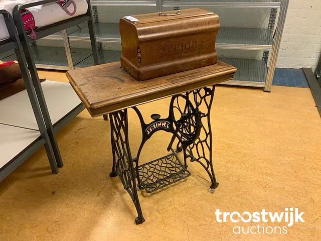 Frigga nostalgische naaimachine (c) - afbeelding 2 van  4