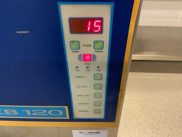 Frigomat peb 120 pasteurisatie machine - afbeelding 11 van  13