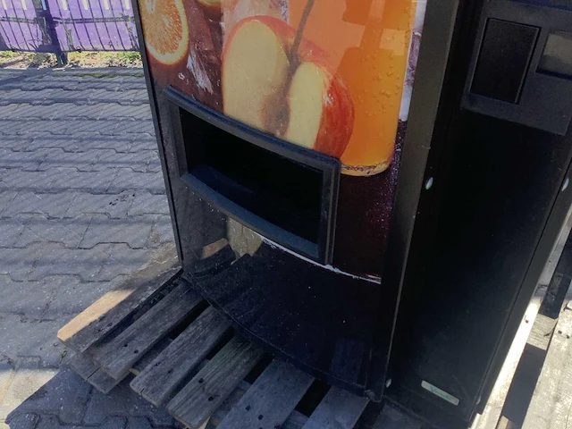 Frisdrank automaat - afbeelding 6 van  8