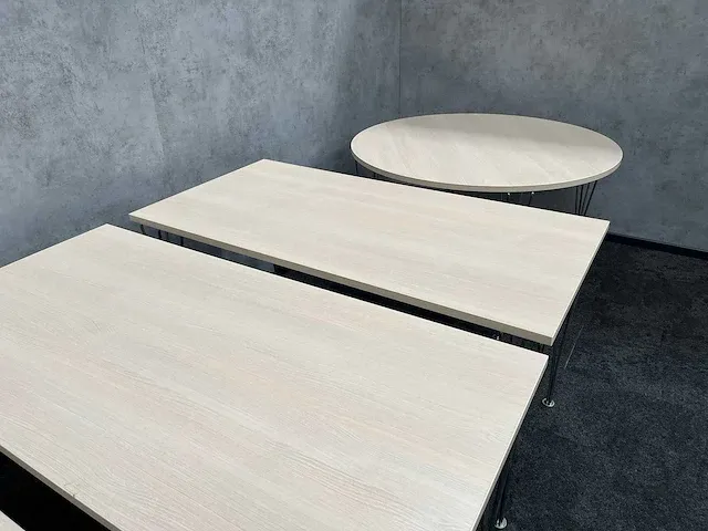 Fritz hansen 'super ellipse' - design kantinetafel (5x) - afbeelding 10 van  19
