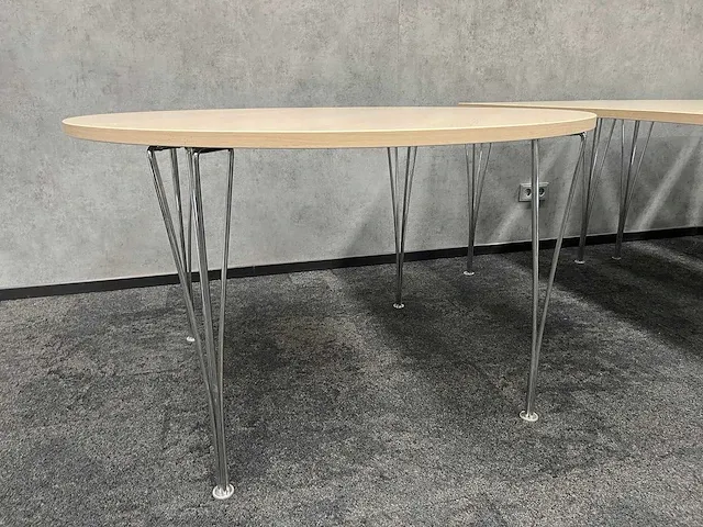Fritz hansen 'super ellipse' - design kantinetafel (5x) - afbeelding 12 van  19