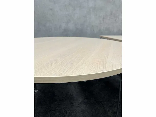Fritz hansen 'super ellipse' - design kantinetafel (5x) - afbeelding 8 van  19