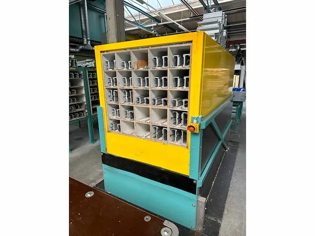 Friz / hansaflex / kontra - complete koelcel / vriescel panelen productielijn 1 - 2019 - afbeelding 13 van  29