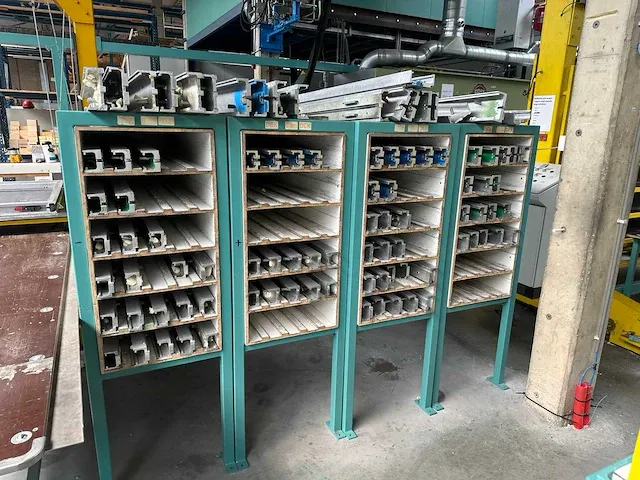 Friz / hansaflex / kontra - complete koelcel / vriescel panelen productielijn 1 - 2019 - afbeelding 15 van  29