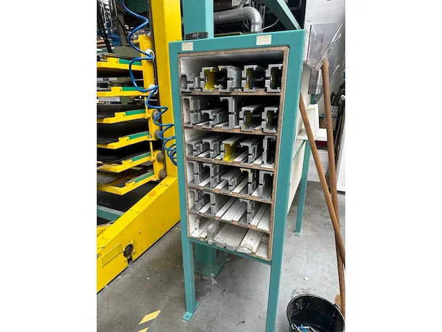Friz / hansaflex / kontra - complete koelcel / vriescel panelen productielijn 1 - 2019 - afbeelding 19 van  29