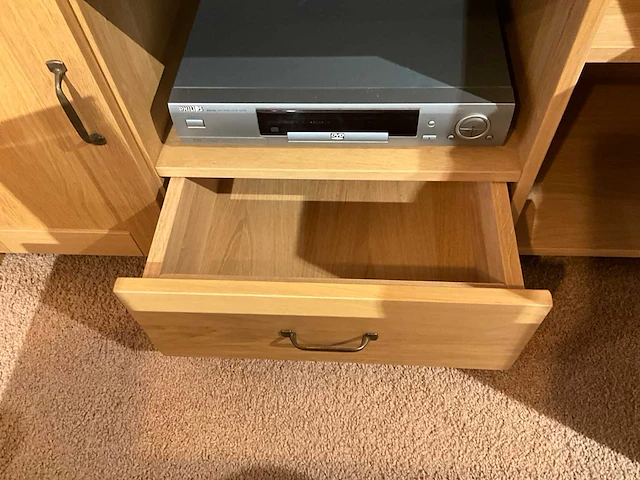 Frodo eiken tv-dressoir - afbeelding 9 van  10