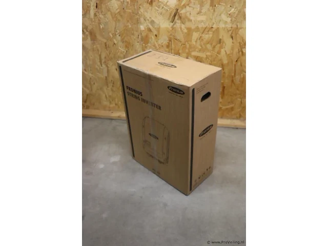 Fronius string inverter/omvormer | nieuw in doos - afbeelding 1 van  3