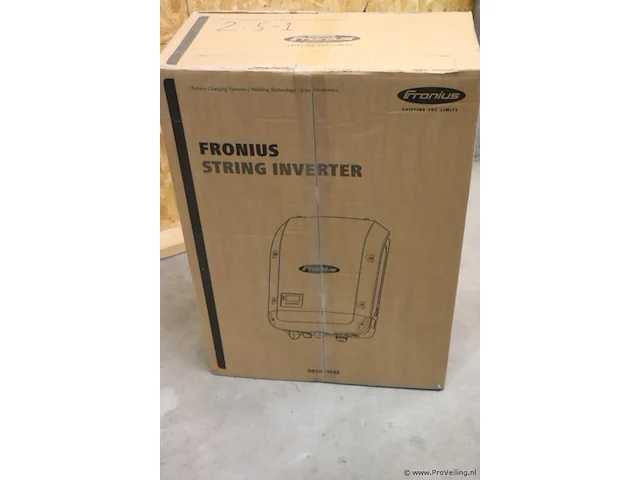 Fronius string inverter/omvormer | nieuw in doos - afbeelding 2 van  3